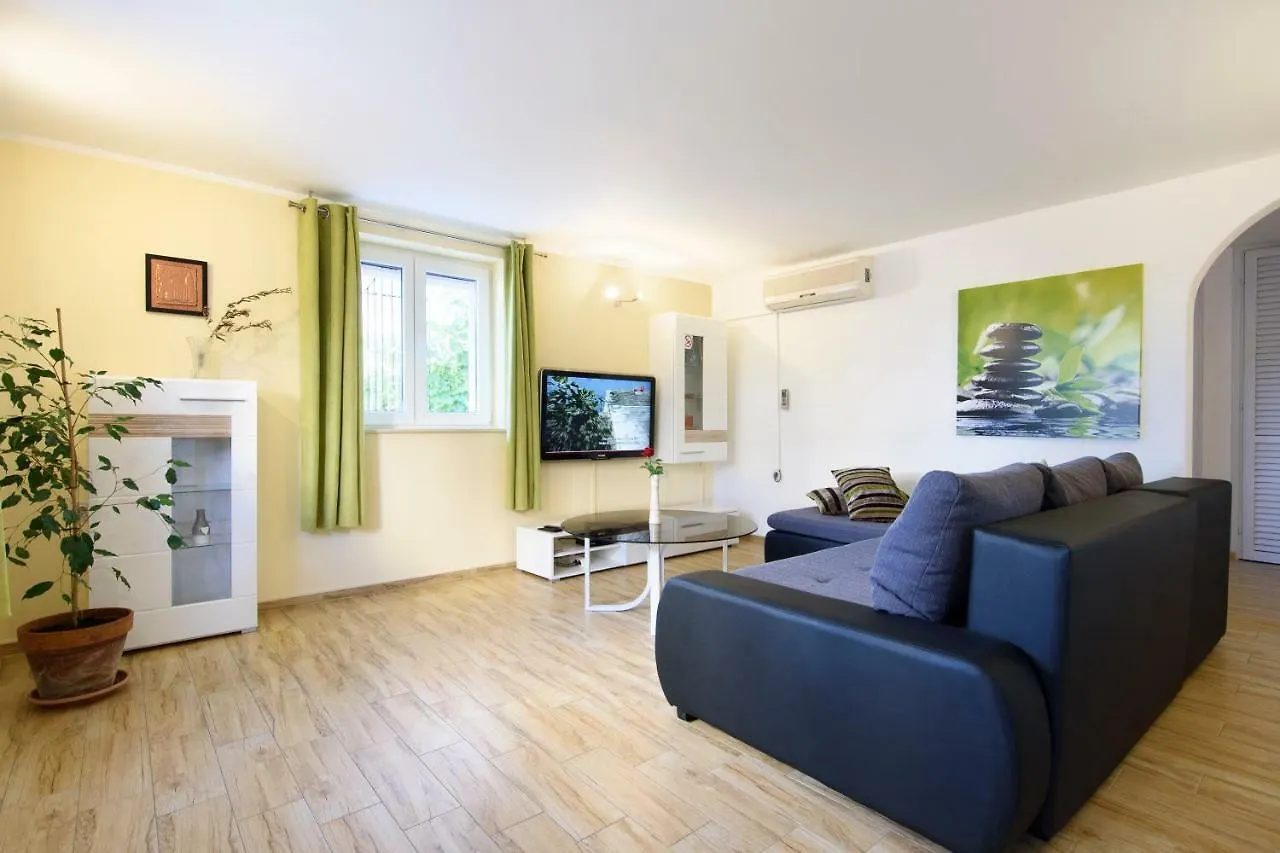 Apartment Relja Zadar